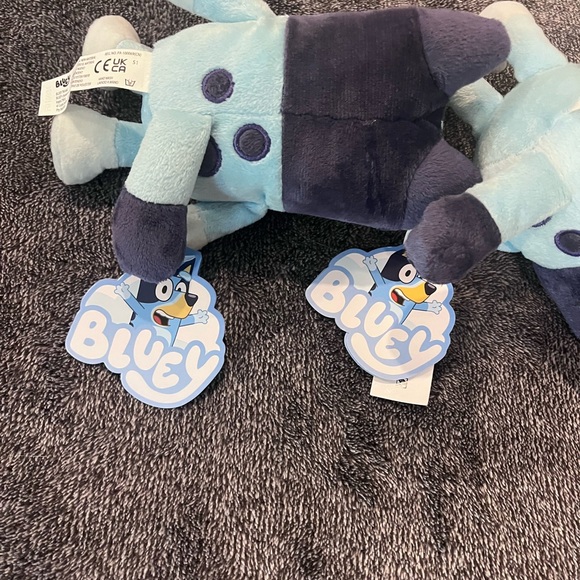 Two Bluey Plushies - Picture 2 of 3